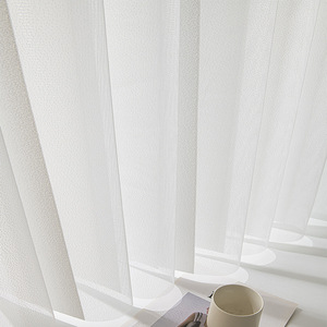 Persianas Verticales Modernas Opacas para Ventanas Francesas, Eléctricas y Personalizadas, con Protección Anti-UV, de Poliéster Duradero y Láminas Estrechas - Product Image 4