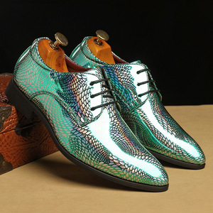 Zapatos de Vestir de Piel Sintética con Cordones y Punta en Pico para Hombre, Elegantes, Casuales, Cómodos, con Materiales Brillantes - Product Image 3