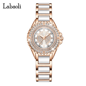 Nouvelle montre pour femme en diamant simple et luxueuse avec un style unique - Product Image 1
