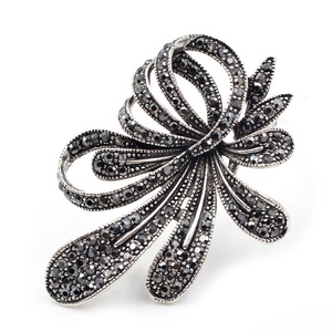 Broches vintage antiques en strass noirs en forme de fleur pour femmes, élégantes et exquises, accessoires de bijoux pour vêtements - Product Image 1