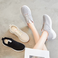 Femmes nouvelle mode respirant mouche tricot maille Sneaker doux chaussures décontractées pour printemps et automne éclairé et jetable