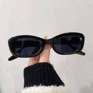 Gafas de sol blancas con montura ovalada retro para mujer, montura de PC, protección UV400, tipo 3, diseño irregular, D4-20191 - Product Image 3