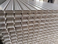 Style en plastique flexible de conception moderne de conduit de climatiseur de PVC de l'installation 75mm pour des applications d'hôpital et d'école d'hôtel