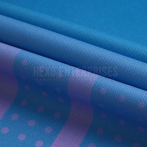 ชุดเสื้อฟุตบอลผ้าโพลีเอสเตอร์100% สีทึบเสื้อทีมพิมพ์ลายดิจิทัลเสื้อทีมสไตล์ใหม่ - Product Image 4