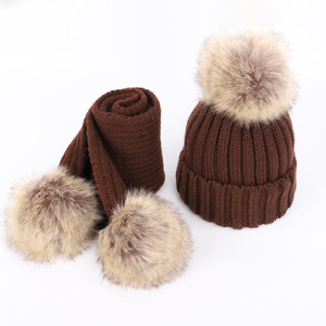 Bonnet <span class=keywords><strong>tricot</strong></span>é avec pompon pour bébés, garçons et filles, ensemble écharpe et bonnet avec fausse fourrure, vente en gros - Product Image 4