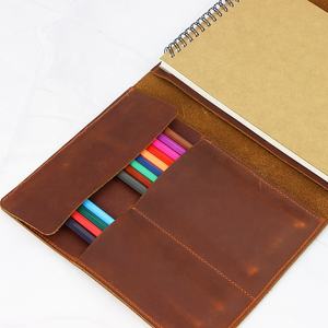 <span class=keywords><strong>Carnet</strong></span> <span class=keywords><strong>de</strong></span> <span class=keywords><strong>croquis</strong></span> <span class=keywords><strong>A5</strong></span> personnalisé vintage avec logo, couverture en cuir véritable <span class=keywords><strong>de</strong></span> haute qualité - Product Image 4