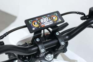 มอเตอร์ไซค์วิบากขับเคลื่อนกลาง 72V 25AH แบตเตอรี่ลิเธียม สำหรับการผจญภัย - Product Image 3