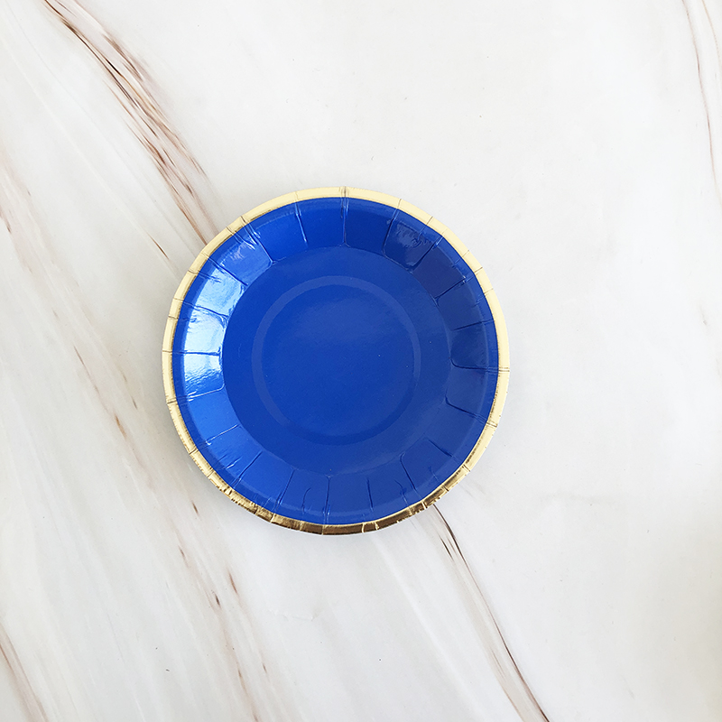 Bleu foncé