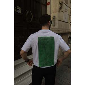 Camiseta Blanca 100% Algodón Orgánico con Estampado en la Espalda, 240 Gramos, Algodón Mercerizado/Fibra de Bambú/Seda Comprimida - Product Image 3