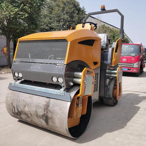 Compacteur routier à entraînement hydrostatique pour une accélération fluide sans sursauts - Product Image 3