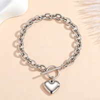 Bracelet minimaliste avec pendentif cœur, chaîne épaisse à maillons, fermoir OT, en acier inoxydable, bijoux de poignet TGSL5810