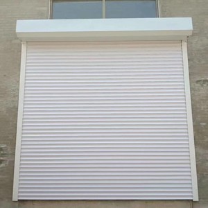 <span class=keywords><strong>Porte</strong></span> de <span class=keywords><strong>garage</strong></span> <span class=keywords><strong>enroulable</strong></span> en alliage d'aluminium populaire sur le marché sud-africain, résistante au vent et à la corrosion - Product Image 3