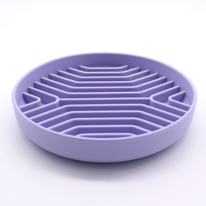 Comederos Portátiles de Silicona de Alta Calidad para Perros, Antideslizantes, con Diseño de Laberinto, Ecológicos, con Patrón Sólido, para una Alimentación Saludable y Comida Lenta para Cachorros - Product Image 5