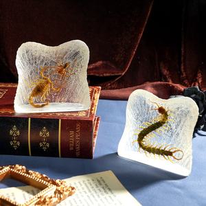 Insectes réalistes en résine en gros, scorpion, araignée, forme de montagne, thème animal, décoration d'intérieur, souvenir - Product Image 1