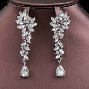 Orecchini pendenti con strass di cristallo orecchini pendenti con goccia d'<span class=keywords><strong>acqua</strong></span> con diamanti pieni gioielli da donna per banchetti di nozze da sposa - Product Image 5