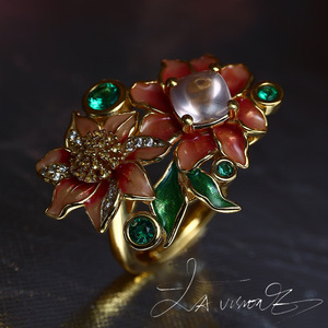 Bague pour femme en argent 925 incrustée de cristal rose et de spinelle verte nano, série Otherworld Vintage - Product Image 3
