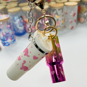 كوب صغير سلسلة المفاتيح التفاف شعبية وصول جديد لستانلي المفاتيح مع التفاف الكرتون UVDTF الحيوانات الأليفة المواد منعش بهلوان أحمر الشفاه - Product Image 2