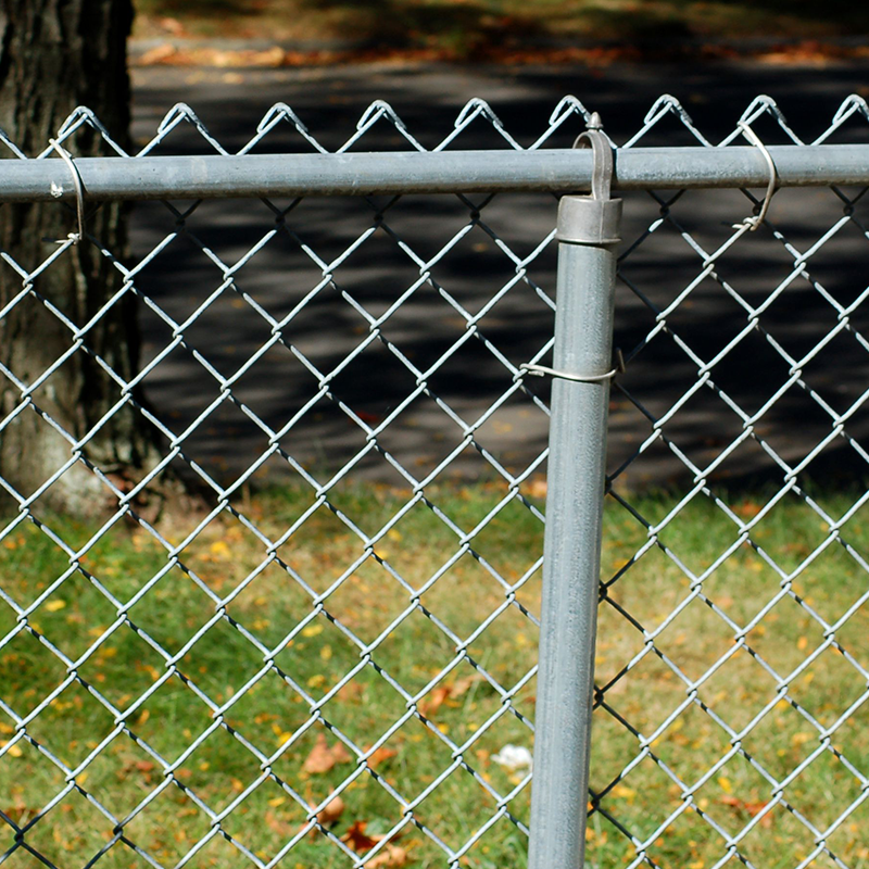 Factory Wholesale High Quality Hot-galvanized Chain Link Fence for Garden Sports Yard Iron Fence