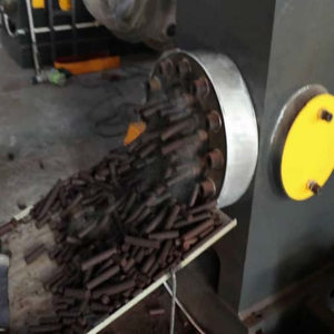 Nouvelle machine à briquettes, extrudeuse-presse de biomasse pour déchets solides, 1 tonne/heure, composants PLC, 380V, garantie 1 an - Product Image 1