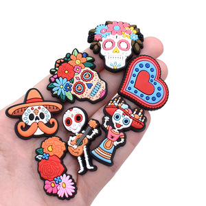 Famoso Adorno de Hebilla para Zapatos con Temática de Día de Todos los Santos, Popular Decoración de Terror para Asustar, Charm para Zuecos, Charm de Moda para Zapatos con Temática de Truco o Trato - Product Image 3