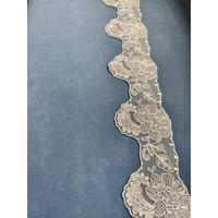Tissu tricoté brodé transparent à fines rayures délicates de style romantique, 100 % polyester, poids personnalisé, accessoires de mariage pour garçons