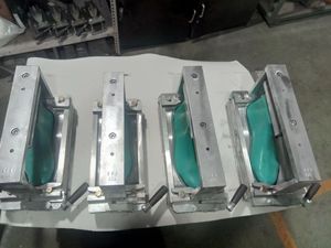 قالب نعل حذاء من البولي يوريثان بتقنية الحقن المباشر - Product Image 3