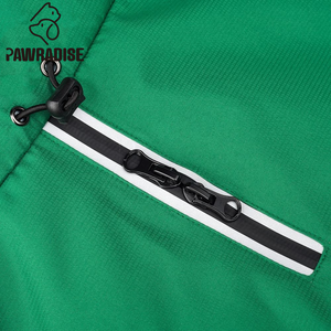 Imperméable pour <span class=keywords><strong>chien</strong></span> de créateur noir et vert tendance 2025, revêtement en PU imperméable, polyester écologique, vêtements pour animaux de compagnie personnalisés, veste de pluie pour <span class=keywords><strong>chien</strong></span> - Product Image 4