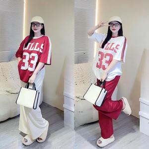 Completo Sportivo e Casual Alla Moda, Set Due Pezzi con Stampa, Maglia a Maniche Corte e Pantaloni a Gamba Larga, Leggero e Trendy - Product Image 6