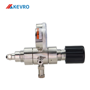 Régulateur à deux étages de qualité laboratoire avec vanne de pression de <span class=keywords><strong>gaz</strong></span> manométrique en acier inoxydable <span class=keywords><strong>Sortie</strong></span> stable pour laboratoires et analyses - Product Image 5