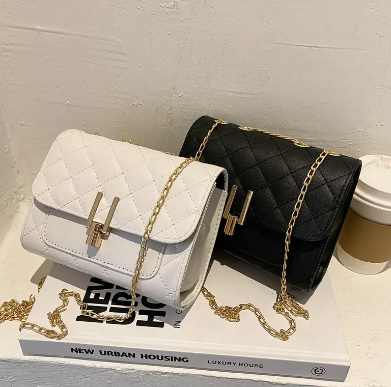 2023 Best Hot Sale Small Square Chain Women Handbags Chain Strap Messenger Purses Fashion Handbags for Ladies Fashion bag PU zip