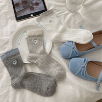Chaussettes sans couture et sans os avec broderie en forme de cœur, style estival frais et léger, chaussettes mi-mollet pour femmes