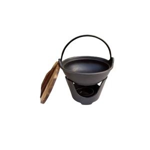 뜨거운 판매 주철 프리 시즌 식물성 기름 조리기구 캐서롤 일본 냄비 나무 커버 트레이, 캠핑 냄비 - Product Image 1