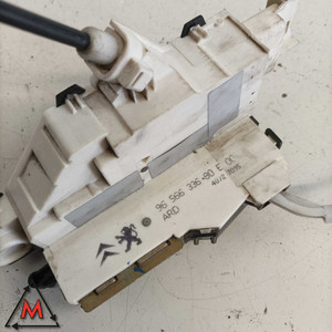 Serrure arrière droite 9656633680 Peugeot 407 2004-2012 SW d'occasion (83895) - Product Image 4