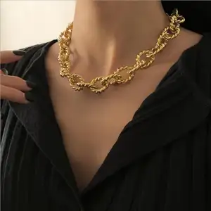 2021时尚的扎龟树脂声明项链女士婚礼十字链几何金色金属项链项链