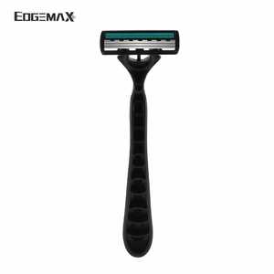 Factory Triple Blades <strong>Disposable</strong> Shaving <strong>Razor</strong> for Men Pivoting Cartridge match with Rubber Handle for Comfortable Shaving - Product Image 4
