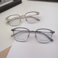 Nuevas gafas de moda con montura neutra, estilo viral de internet, decoración empresarial, versátiles para cualquier forma de rostro, modelo 9027