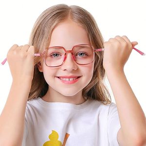 Gafas de Computadora Cuadradas TR90 para Niños y Niñas, con Logotipo Personalizado, Moda 2025, Montura Óptica con Protección Anti Luz Azul - Product Image 2