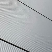 Mur-rideau en panneaux d'aluminium de forme irrégulière Prima, conception renforcée, cadre dissimulé, pour immeuble de bureaux