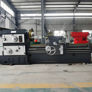 Tour à métaux horizontal manuel d'occasion avec pièces reconditionnées, performances stables et faible nombre d'heures de fonctionnement pour le tournage des métaux - Product Image 4