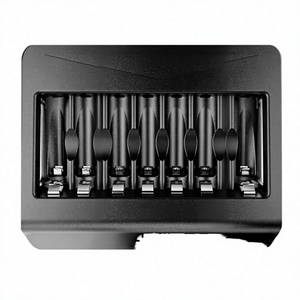 Caricabatterie <span class=keywords><strong>VARTA</strong></span> <span class=keywords><strong>AA</strong></span>/AAA Ricaricabile con Display LCD, Multi-Caricatore a Slot Singolo, Ingresso 100-240V, Classe di Efficienza Energetica B - Product Image 3