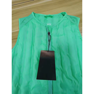 Chaleco deportivo de invierno personalizado, chaqueta cálida sin mangas, chaleco para hombre con logotipo personalizado y patrones, ropa de fútbol para hombre - Product Image 3