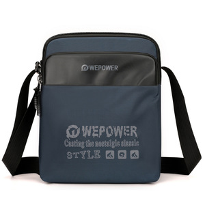 Sacs à bandoulière en nylon pour hommes, grande capacité, sac à main oblique, fermeture éclair tendance, portable pour les loisirs et les affaires - Product Image 1