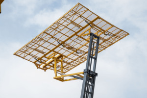 Platform Pengangkat FORWARD FDD25-8LDB Tinggi 26m Kapasitas Beban 8T Kecepatan Pengangkatan 3.5m/menit Konstruksi Inti Mesin Motor/Gearbox - Product Image 2