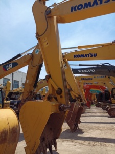 Maquinaria de movimiento de tierra de segunda mano Komatsu usada, excavadora sobre orugas de 22 toneladas de potencia fuerte PC160 PC200 PC220 PC240 a la venta - Product Image 2