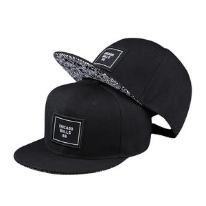 <span class=keywords><strong>Gorra</strong></span> Snapback Personalizable al por Mayor con Visera Plana, Bordado Floral Negro, Estilo Deportivo, Hip Hop, Moderna, para Exteriores - Product Image 1