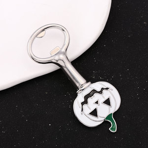 <span class=keywords><strong>2025</strong></span> mới nhất Halloween theo chủ đề kim loại móc chìa khóa sáng tạo bí ngô mở chai bia móc khóa - Product Image 5