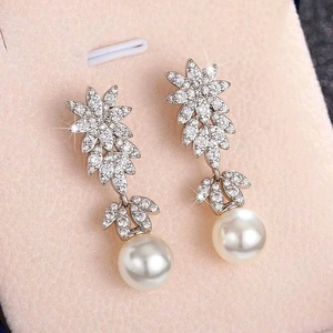 Pendientes de Oro Blanco E2896 con Perla Akoya, Perla Cultivada Redonda AAA, Engaste de Oro de 18K, Joyería de Lujo para Mujer, para Bodas - Product Image 6