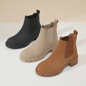 Botas de media pantorrilla Chelsea romanas impermeables y ligeras de verano 2024 para mujer con cierre sin cordones, parte superior de charol y tacón grueso - Product Image 3
