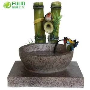Jardín decorativo al aire libre resina pájaro lavado fuente de agua fuente de luz solar