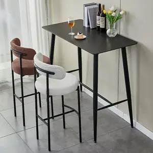 Lüks metal İskandinav mutfak modern konturlu geri bar taburesi cafe yüksek bar sandalyeler için bar masası